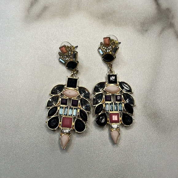 Artistic Gem Earrings - Green - Picture 6 of 8